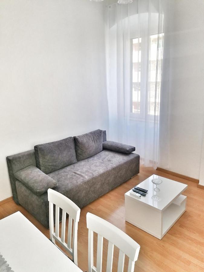 Anamarija-bacvice Apartma *